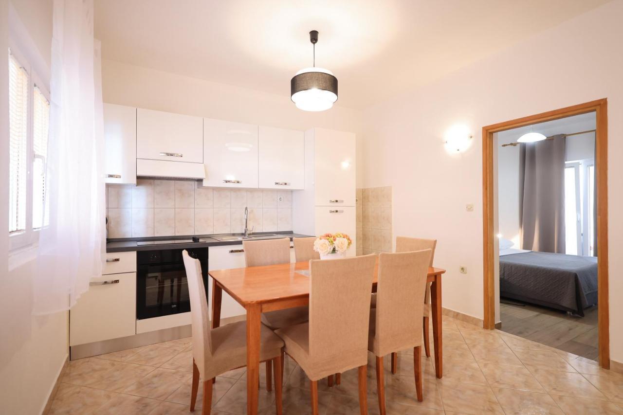 Apartments Kiara Bibinje Exterior photo